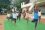कारसपल्ली आरोग्य उपकेंद्रात जागतिक योग दिनानिमित्त योग शिबिराचे आयोजन