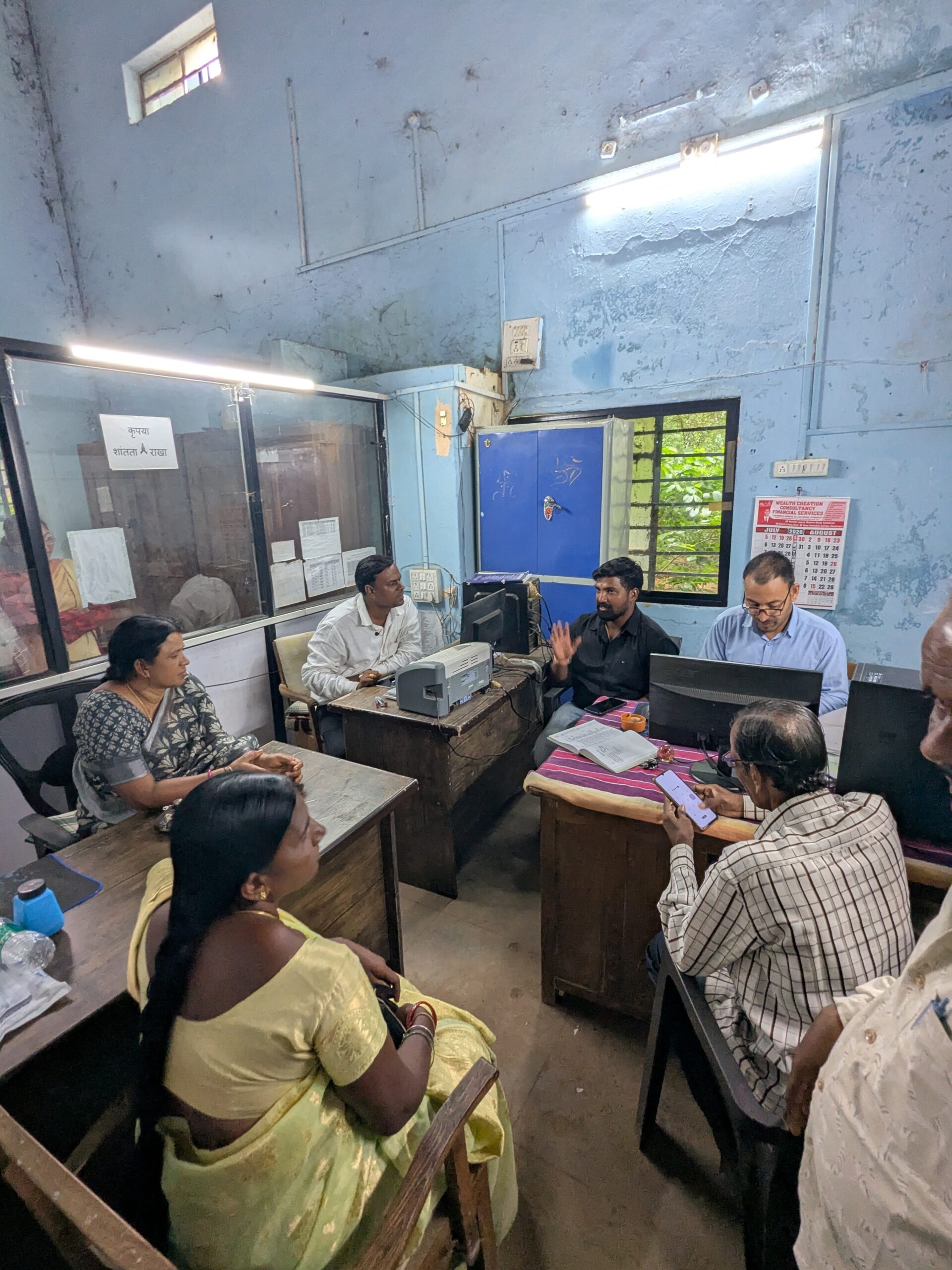 सिरोंच्यातील वीज समस्यांवर महावितरण कार्यालयात चर्चा; तात्काळ उपाययोजनांची मागणी!