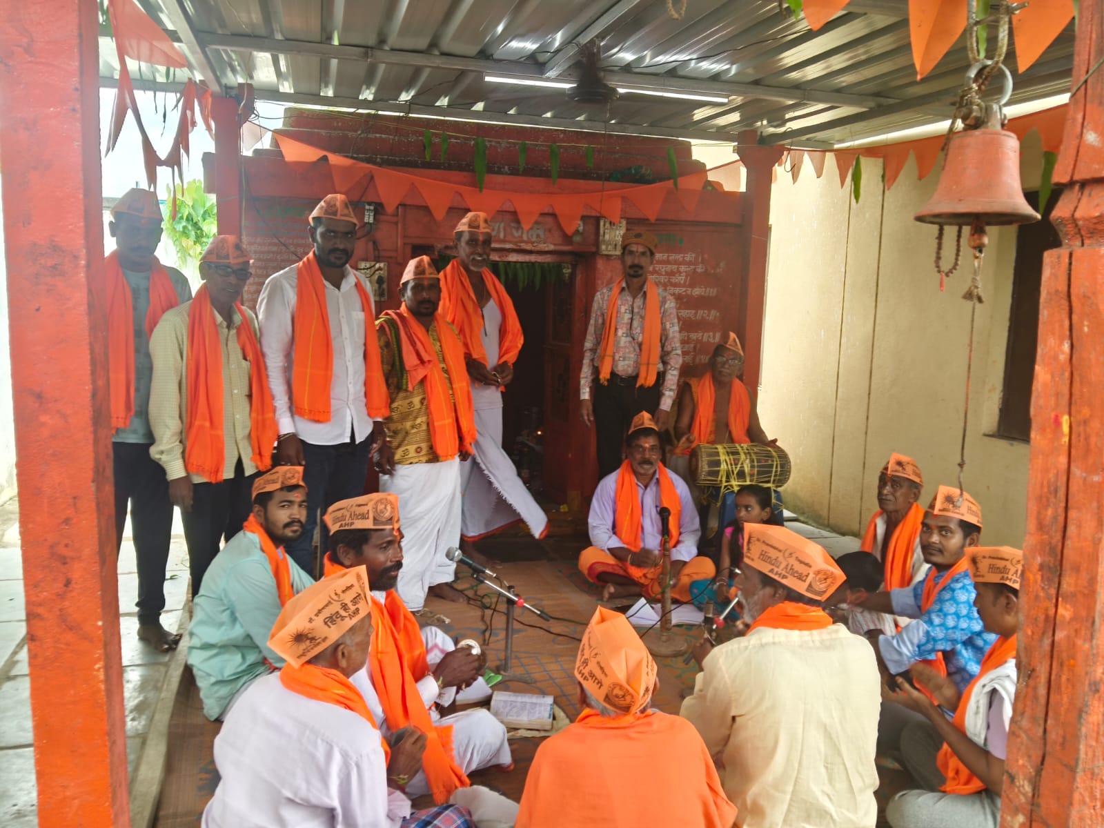 कारसपल्ली हनुमान मंदिरात श्रीकृष्ण जन्माष्टमीनिमित्त २४ तास अखंड भजन....!