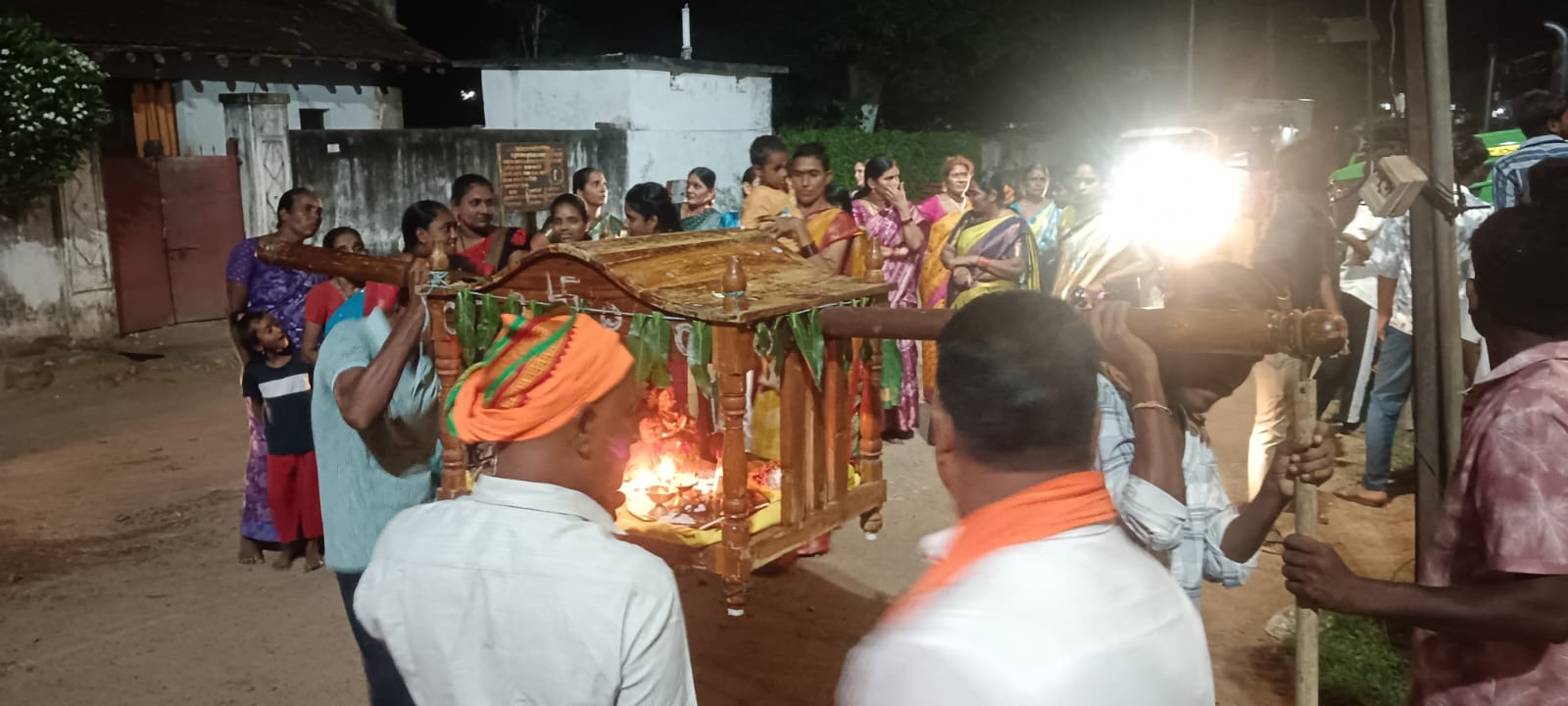 सिरोंचा येथील विठ्ठल-रखुमाई मंदिरात श्रीकृष्ण जन्माष्टमीनिमित्त विविध धार्मिक कार्यक्रम संपन्न....! भजन, श्रीकृष्ण जन्मसोहळा व पालखी मिरवणुकीने भक्तिमय वातावरण