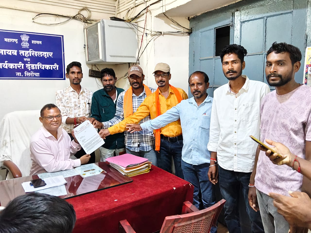 सिरोंचा तालुक्यात धान खरेदीची मर्यादा २० क्विंटल करण्याची मागणी....!